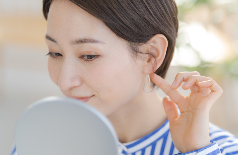 30代 ママにおすすめのピアス スタイル完全ガイド